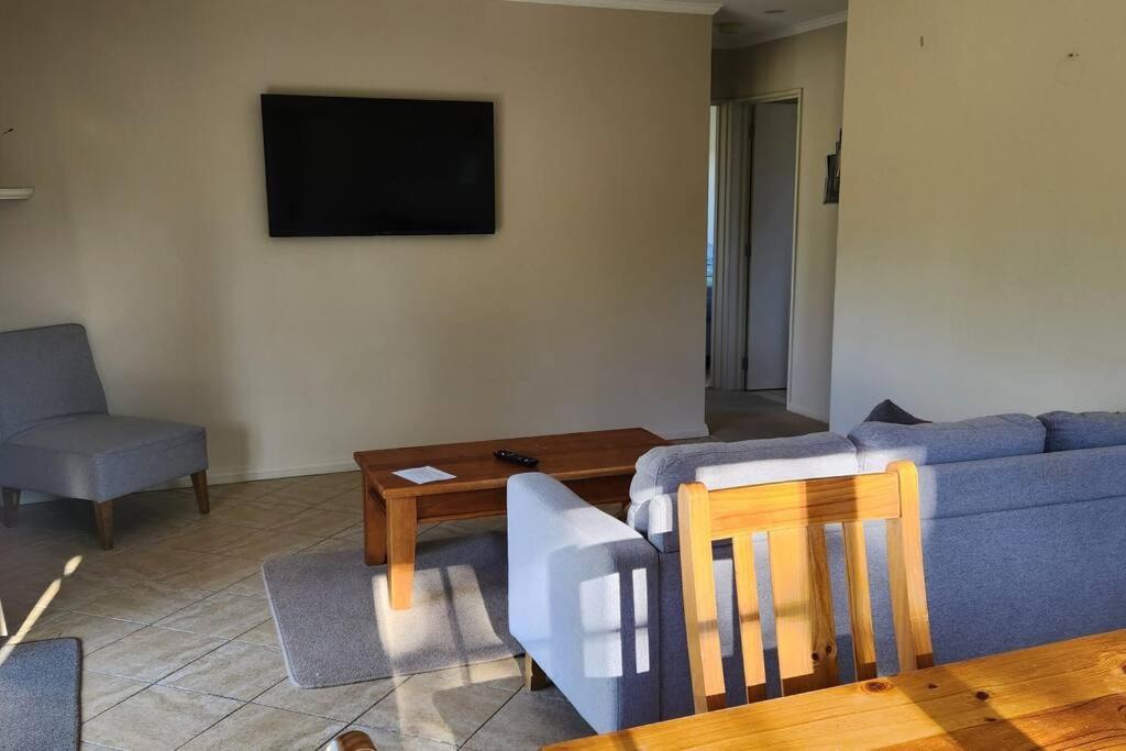 Pinegrove Cottages - Unit1 Twizel Esterno foto